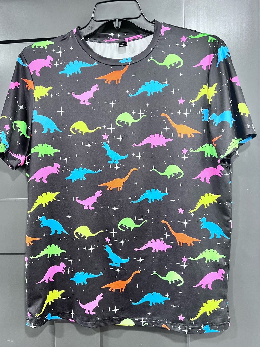 SHEIN Men’s Dino Top